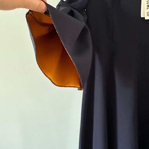 Navy Blue with Bell Sleeve lines yellow NWT Size 6 - Picture 4 of 8